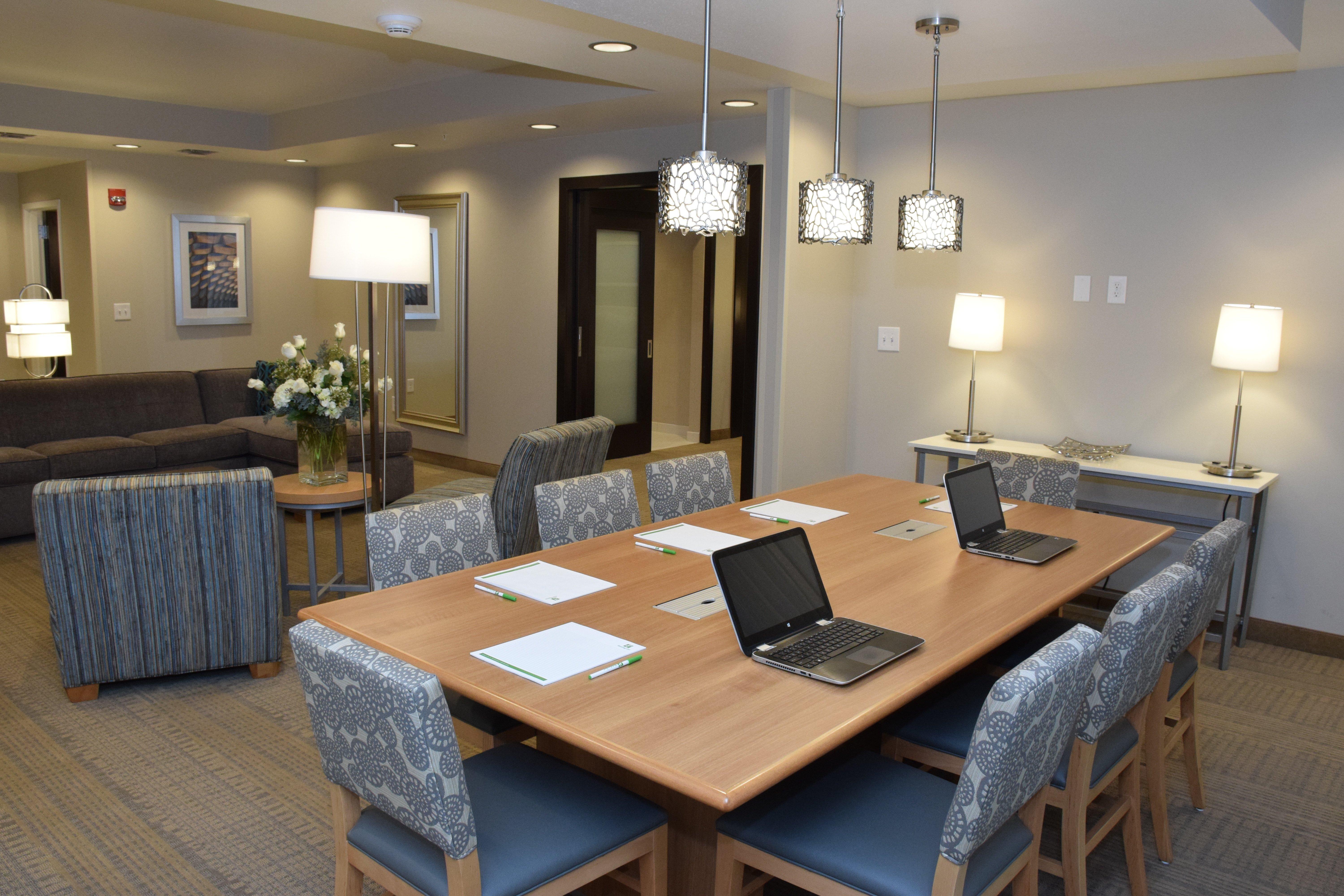 Holiday Inn Cincinnati North West Chester By Ihg Экстерьер фото